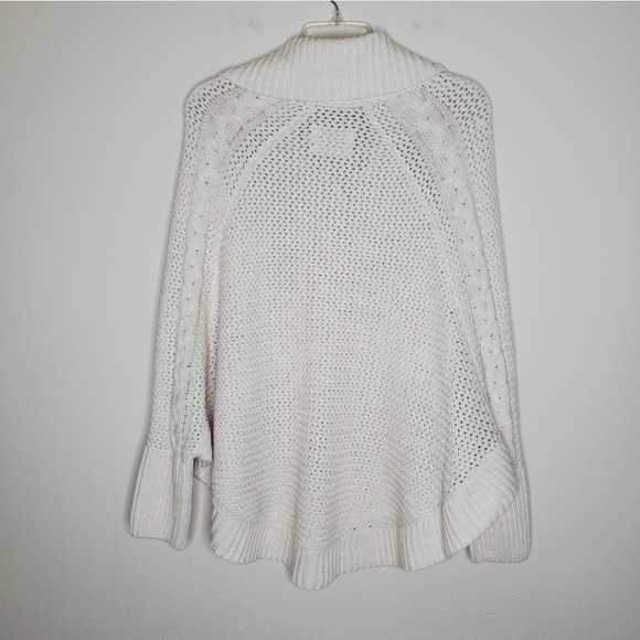 UGG Maribeth White Button Front Ribbed Cable Knit Wool Cape Cardigan Sweater - Picture 9 of 12